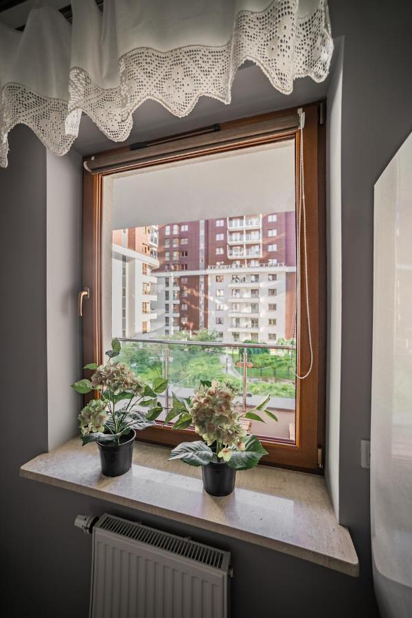 Nullo 3-Bedroom Apartment Krakow Luaran gambar